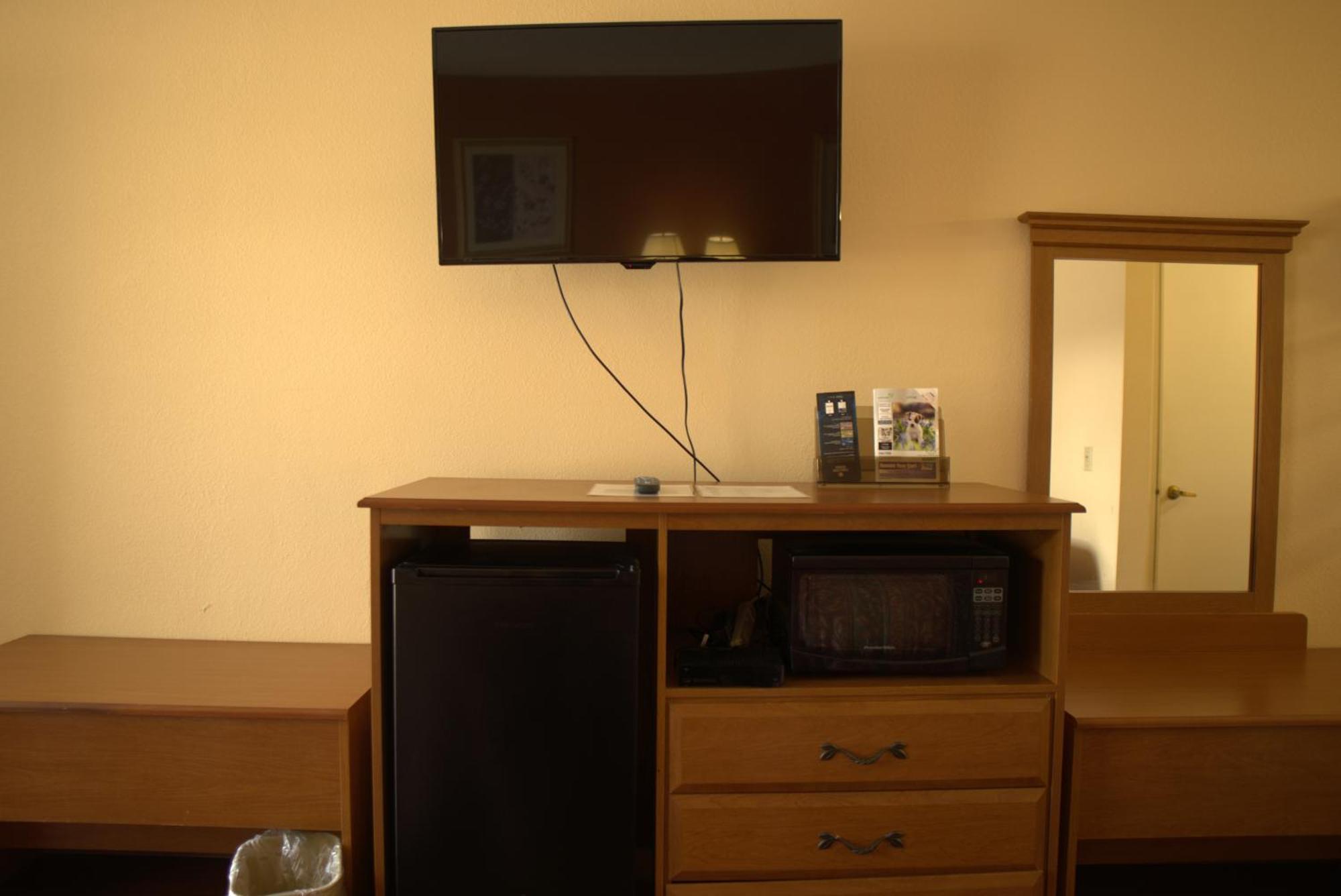 Key West Inn - Chatsworth Екстер'єр фото